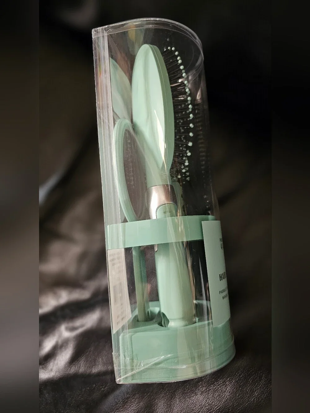 Professional Quality 5-Piece Hair Gift Set Mint Green Brush Mirror Clip NWT